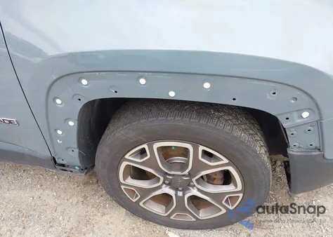 2017 Jeep Renegade Limited Fwd из США, поврежденный, VIN ZACCJADBXHPE41667